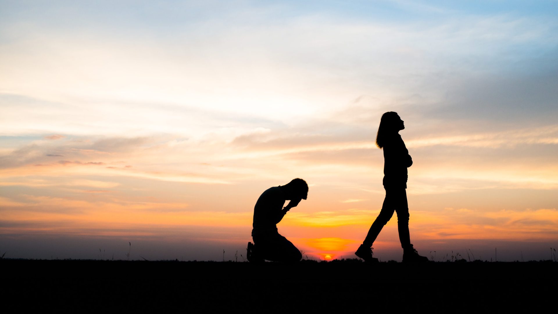 girl-love-boyfriend-divorce-background-scaled-3